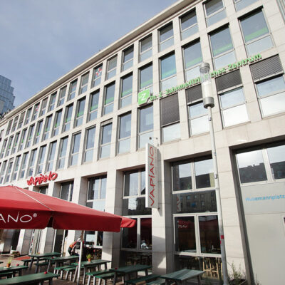 aylin_ceylan_hausarztpraxis_bochum_nrw_aussen